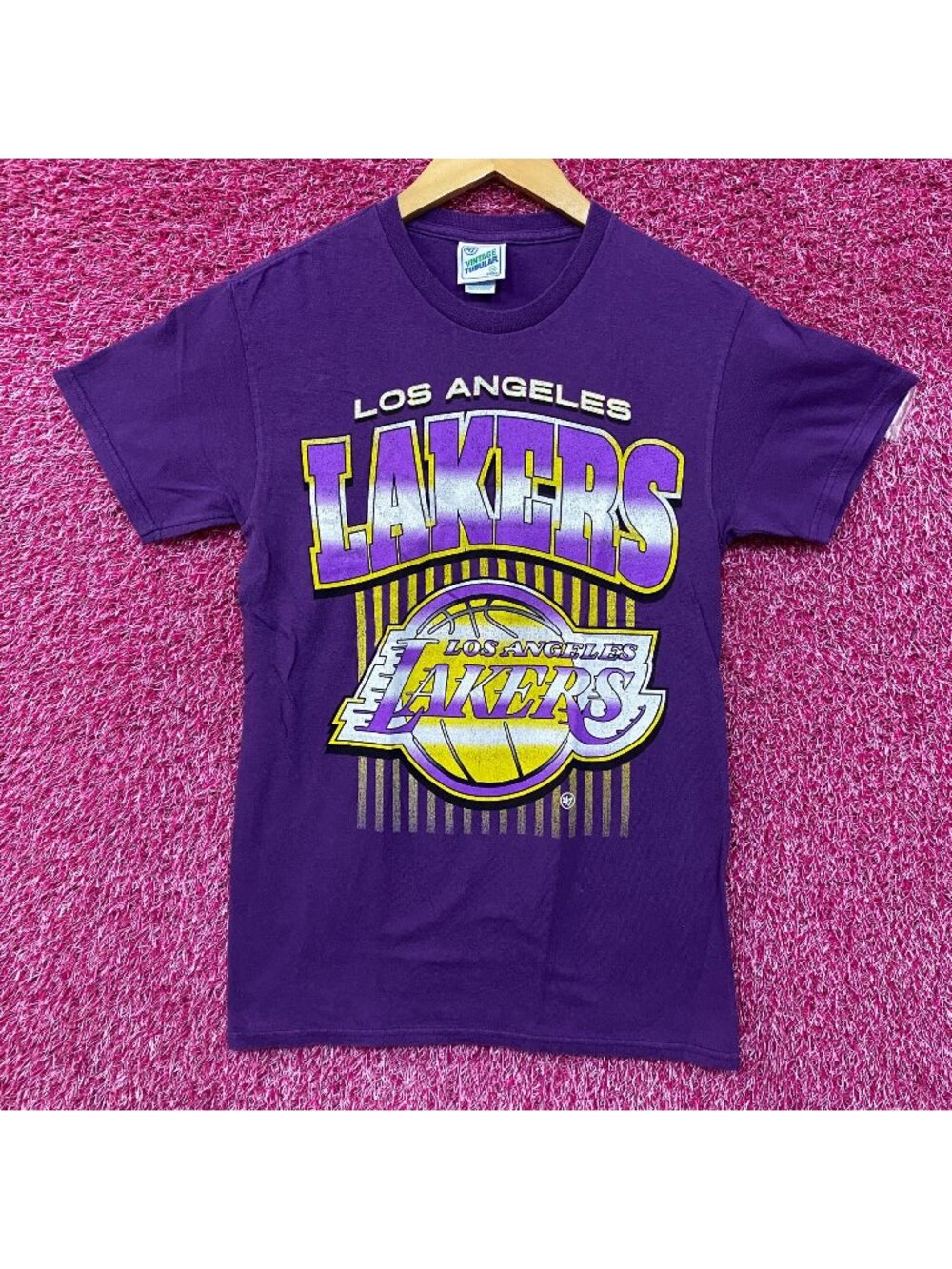 Los Angeles Lakers Graphic Design T-Shirt Small